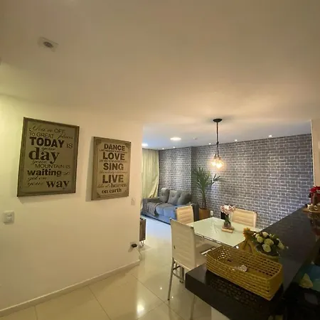 Hotel Apartamento Chronos Mobiliado 2 Quartos Av Beira Mar Fortaleza *