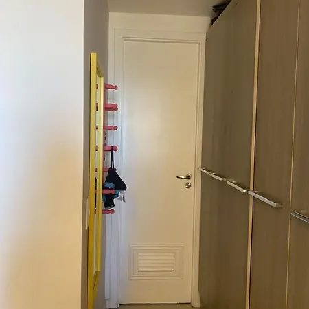 Hotel Apartamento Chronos Mobiliado 2 Quartos Av Beira Mar Fortaleza *